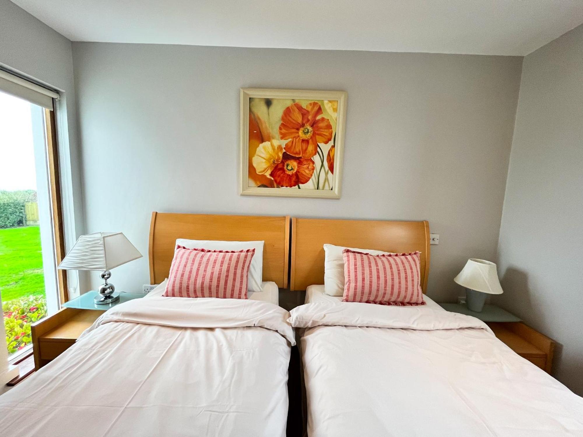 Sea Haven - My Tranquil Costal Retreat - Commanding Views Villa ยอล ภายนอก รูปภาพ
